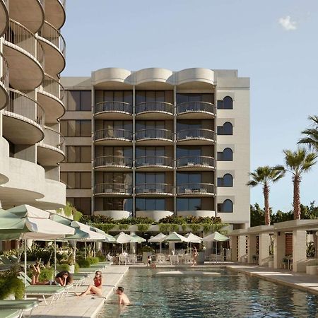 The Calile Hotel Brisbane Bagian luar foto The pool at The Standard, East Village