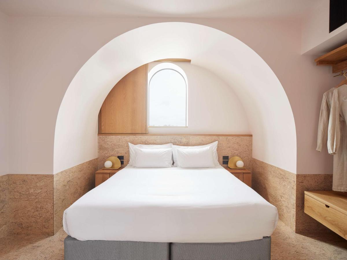 The Calile Hotel Brisbane Bagian luar foto A bedroom at the hotel