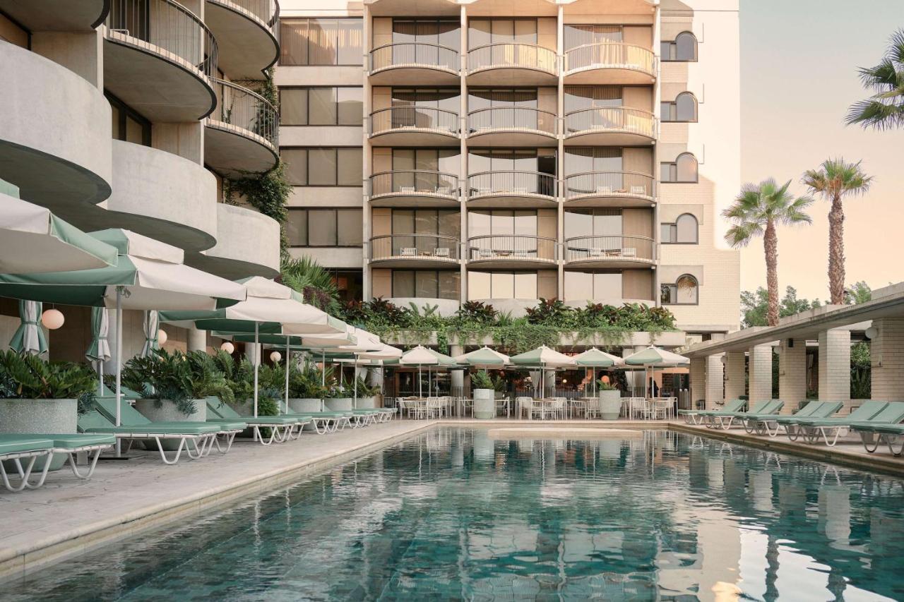 The Calile Hotel Brisbane Bagian luar foto The pool at the hotel