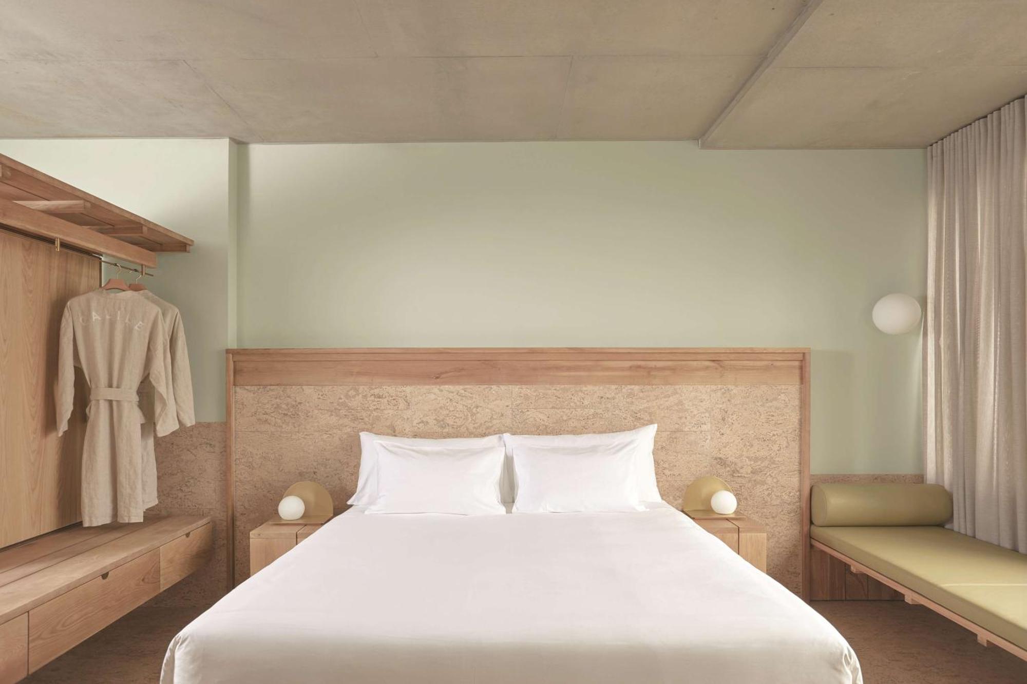 The Calile Hotel Brisbane Bagian luar foto A bedroom at the hotel